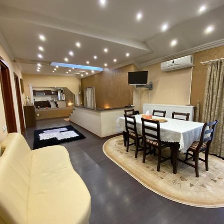 Central Apart Apartment Орадеа Екстериор снимка