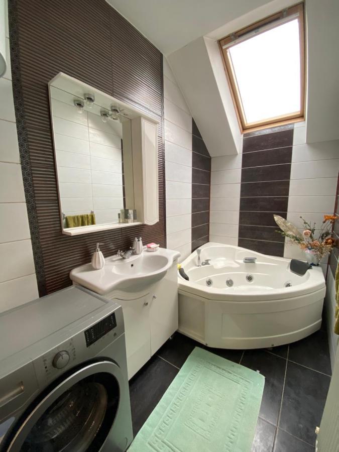 Central Apart Apartment Орадеа Екстериор снимка